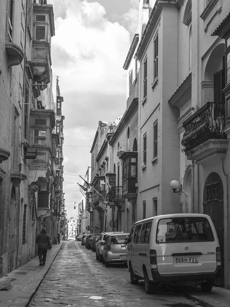 Sliema Malta Ledna 2019 Pohled Městskou Úzká Ulice Starém Městě — Stock fotografie