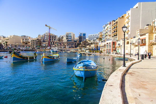 San Giljan Malta Enero 2019 Complejo Arquitectónico Del Hermoso Terraplén —  Fotos de Stock
