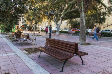 San Giljan, Malta, 7 Ocak 2019. Pitoresk defne Spinola güzel dolgu görünümü 