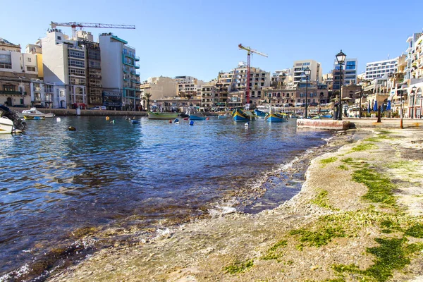 San Giljan Malta Enero 2019 Vista Pintoresca Bahía Spinola Hermoso —  Fotos de Stock