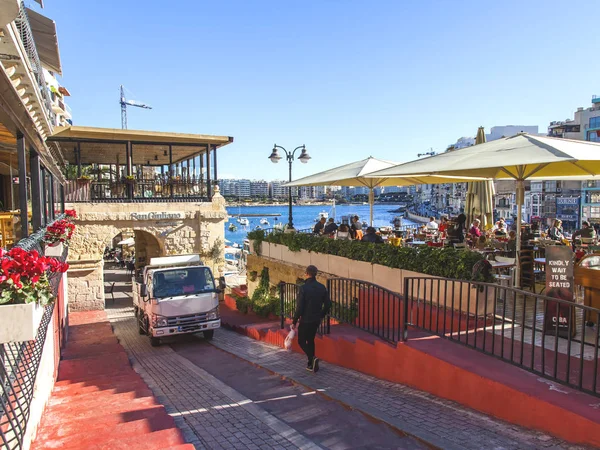 San Dalarö Malta Den Januari 2019 Bordlägger Pittoreska Gatan Café — Stockfoto