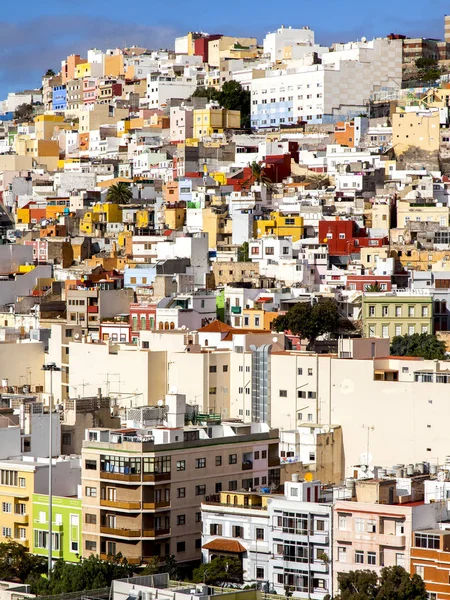 Las Palmas Gran Canaria, İspanya, 5 Ocak 2018. Anket platformu katedral şehrin merkezi bölümünün görünümünü