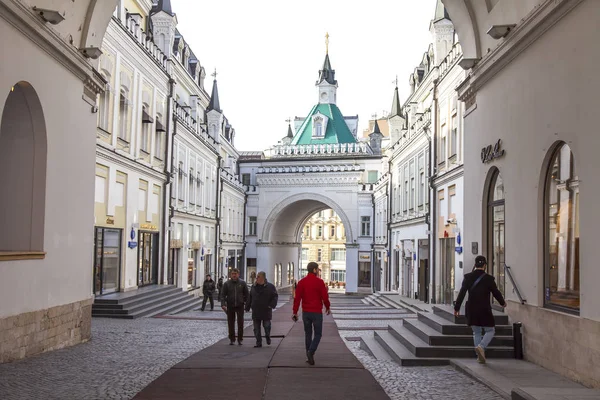 Moskau Russland April 2019 Tretyakovsky Drive Eine Der Traditionellen Einkaufsstraßen — Stockfoto