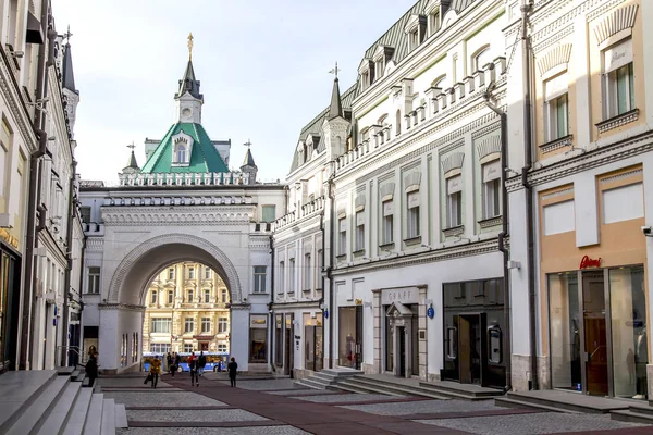 Moscow Russia April 2019 Tretyakovsky Drive One Traditional Shopping Streets — Stock Photo, Image