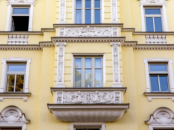 München Németország Augusztus 2018 Egy Jellegzetes Ház Építészeti Részletei Bajor — Stock Fotó