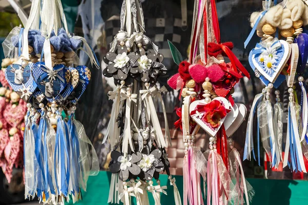 Monachium Niemcy Sierpnia 2018 Tradycyjna Świąteczna Biżuteria Dla Wnętrz Stanowiskach — Zdjęcie stockowe