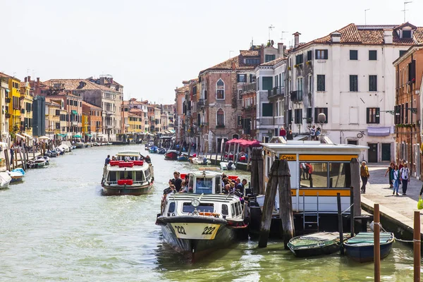 Venise Italie Avril 2019 Bateau Passagers Vaporetto Flotte Sur Canal — Photo