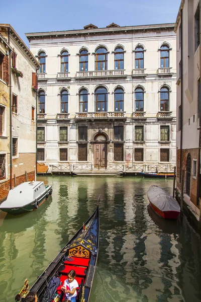 Benátky Itálie Dubna 2019 Pohled Canal Grande Procházka Gondoly — Stock fotografie