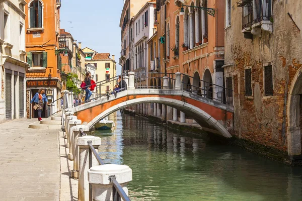 Venetië Italië April 2019 Typisch Venetiaans Landschap Straat Kanaal Oude — Stockfoto