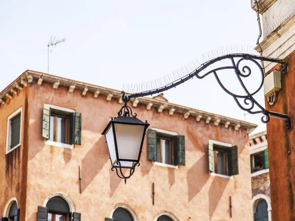 Venice Italy April 2019 Beautiful Streetlight — Stock Photo, Image