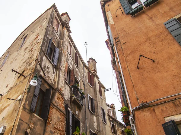 Veneza Itália Abril 2019 Arquitetura Típica Dos Antigos Edifícios Venezianos — Fotografia de Stock