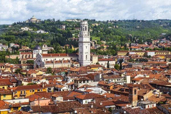 Verona Talya Nisan 2019 Tarihinde Torre Dei Lamberti Bir Kule — Stok fotoğraf