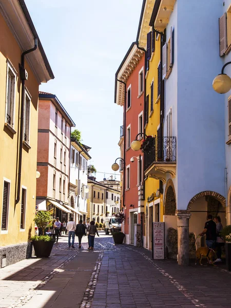 Desenzano Del Garda Italien April 2019 Urban View Ein Traditioneller — Stockfoto