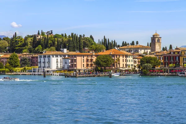 Sirmione Italien April 2019 Panorama Des Gardasees Der Ferne Blick — Stockfoto