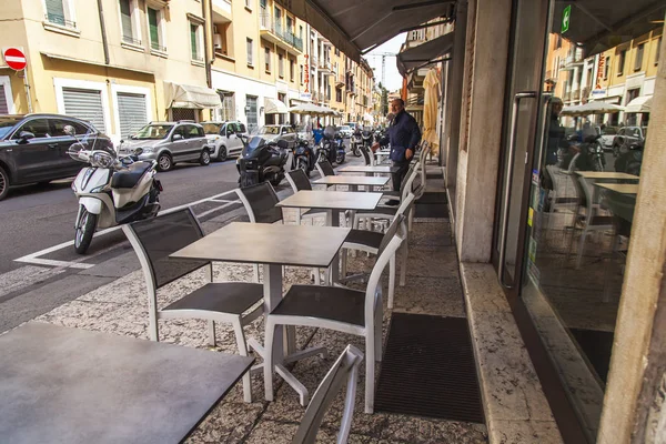 Verona Italia Abril 2019 Mesas Pintoresco Café Callejero — Foto de Stock