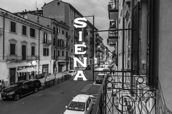 Verona Italy April 2019 City Street Evening Lighting Neon Letters — Stock Photo, Image
