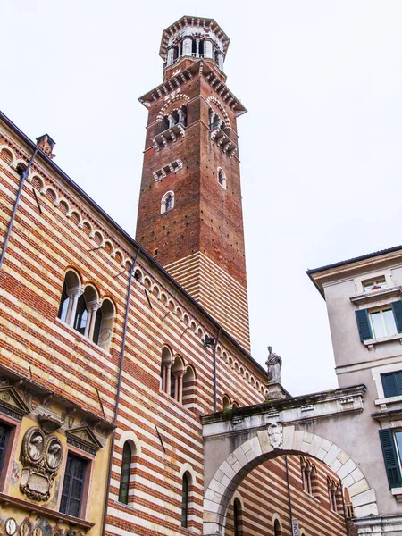 Verona Italy April 2019 One Main Attractions City Tower Torre — Stock Photo, Image
