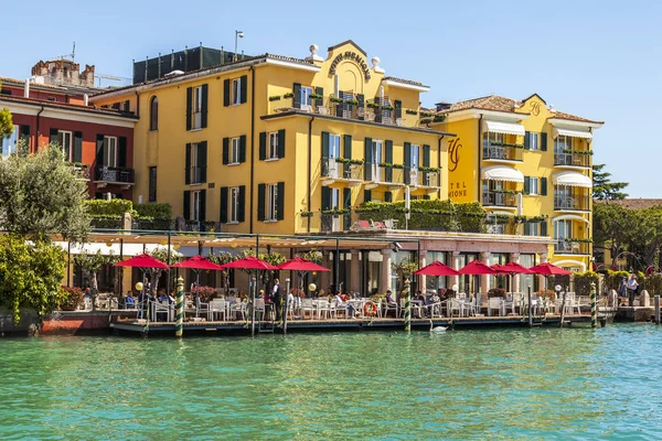 Sirmione Italien Den April 2019 Panorama Vallen Gardasjön — Stockfoto