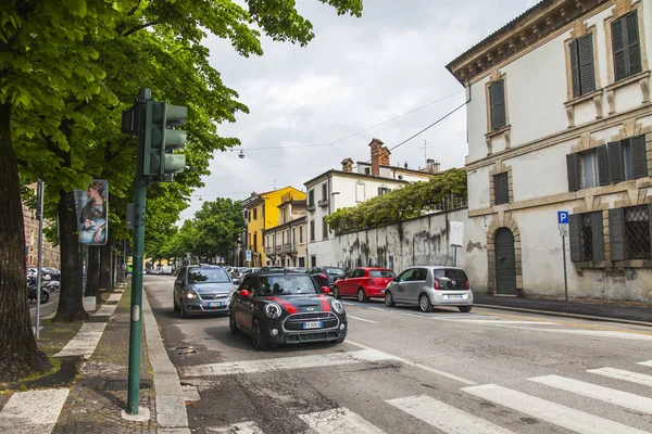 Verona Italy April 2019 Beautiful Street Traditional Architectural Complex Old — Stock Photo, Image