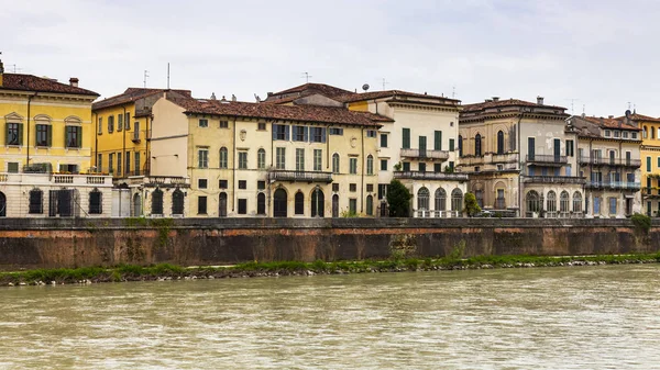 Verona Italien April 2019 Ein Blick Auf Den Adige Fluss — Stockfoto