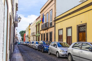 Las Palmas de Gran Canaria, İspanya, 5 Ocak 2018 üzerinde. Modern binalar mimari kompleks sokağın adalar adalar için tipik yapmak