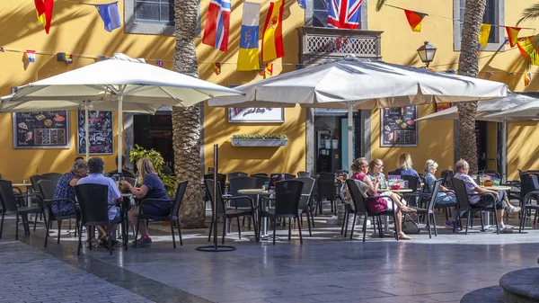 Las Palmas Gran Canaria Spanien Januar 2018 Die Menschen Essen — Stockfoto