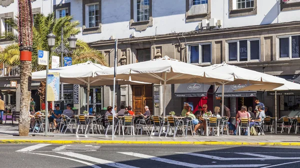 Las Palmas Gran Canaria Spain January 2018 People Eat Have — Stock Photo, Image