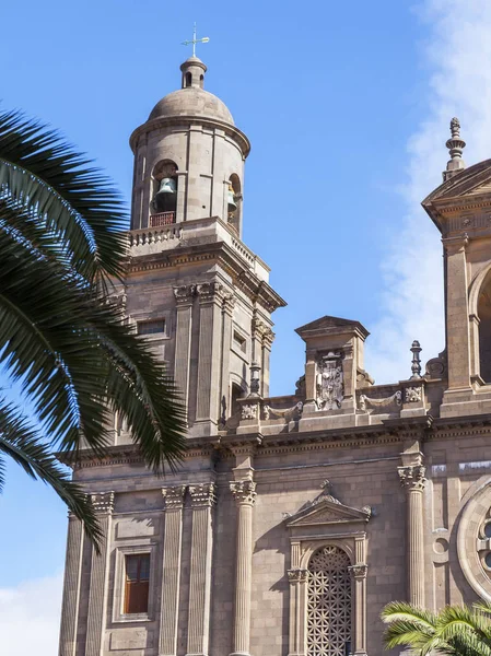 2018年1月10日 スペインのラス パルマス グラン カナリア島 大聖堂 メインファサードの断片 — ストック写真