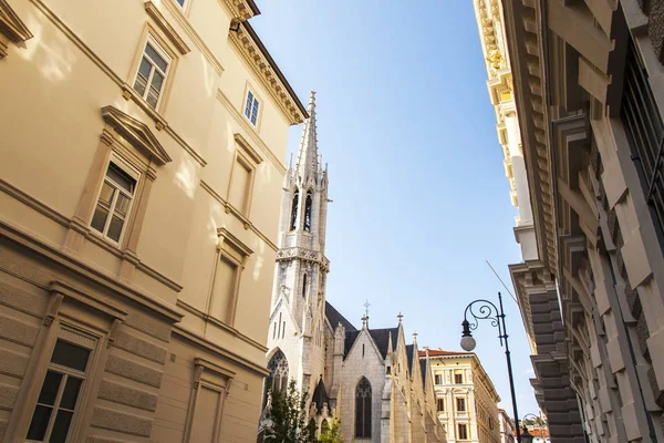 Trieste Agosto 2019 Frammento Della Facciata Tipico Edificio Nel Centro — Foto Stock