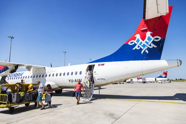 Liubliana Eslovenia Agosto 2019 Aeropuerto Internacional Liubliana Los Pasajeros Salen —  Fotos de Stock