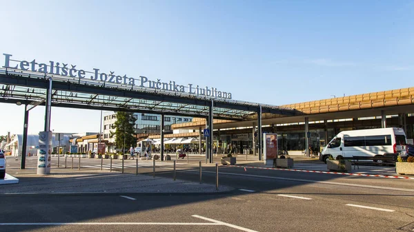 斯洛文尼亚卢布尔雅那 2019年8月10日 卢布尔雅那国际机场 — 图库照片