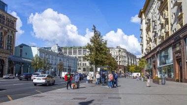 Moskova, Rusya, 27 Ağustos 2019. Tverskaya - başkentin ana uls biri. Tipik mimari topluluk