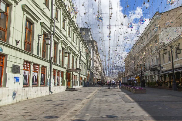 俄罗斯莫斯科 2019年8月27日 喀麦隆巷 卡莫塔奇基 是典型的莫斯科街道之一 拥有传统的建筑群 — 图库照片