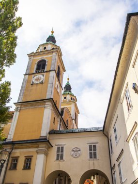 Ljubljana, Slovenya, 5 Ağustos 2019. St Nicholas Katedrali, şehrin ana konumlar biri. Mimari Parça