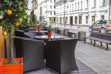 Moskova, Rusya, 27 Ağustos 2019. şehrin tarihi bölümünde rahat sokak kafe