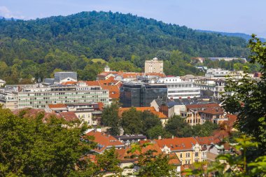 Ljubljana, Slovenya, 5 Ağustos 2019. inceleme sitesi Ljubljanski grad pitoresk şehir görünümü