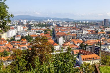 Ljubljana, Slovenya, 5 Ağustos 2019. inceleme sitesi Ljubljanski grad pitoresk şehir görünümü