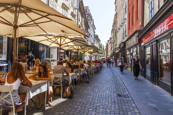 Lublaň Slovinsko Srpna 2019 Malebný Výhled Město Útulná Pouliční Kavárna — Stock fotografie