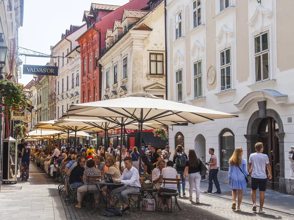 Liubliana Eslovênia Agosto 2019 Vista Pitoresca Cidade Acolhedor Café Rua — Fotografia de Stock