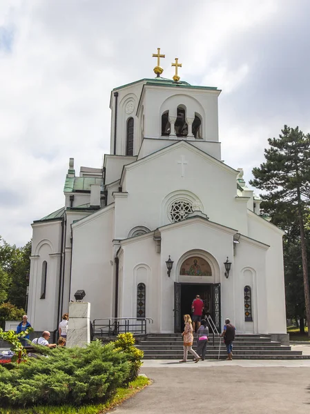 Bělehrad Srbsko Srpna2019 Lidé Chodí Kostela Savvy — Stock fotografie