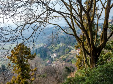Bergamo, İtalya, 16 Şubat 2020. Yukarı Kentte Manzaralı Şehir Görünümü (Citta Alta).