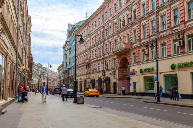 Moskova, Rusya, 15 Haziran 2020. Myasnitskaya Caddesi, mimari topluluğun bir parçası..