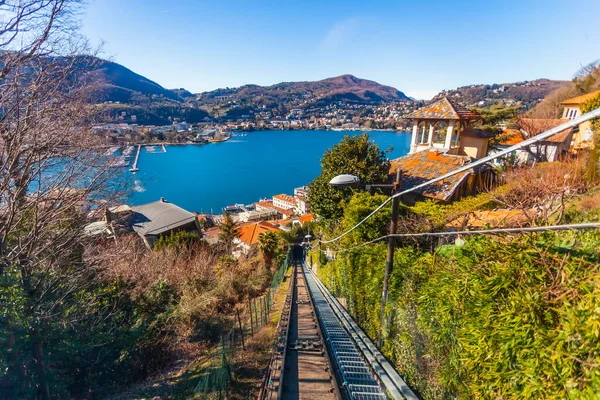 Como Italië Februari 2020 Landschappelijk Uitzicht Het Comomeer Oevers Van — Stockfoto