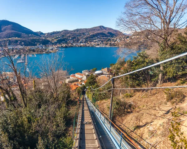 Como Italië Februari 2020 Landschappelijk Uitzicht Het Comomeer Oevers Van — Stockfoto