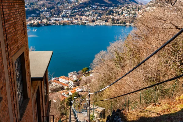 Como Italië Februari 2020 Landschappelijk Uitzicht Het Comomeer Oevers Van — Stockfoto