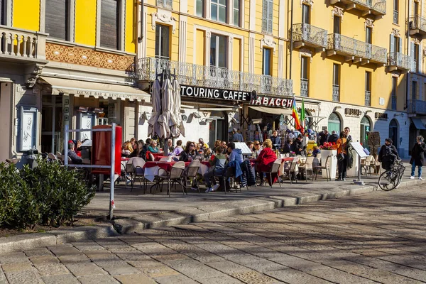 Como Olaszország 2020 Február Festői Kilátás Városra Tipikus Építészet Régióban — Stock Fotó