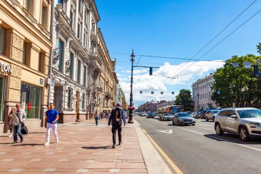 Saint Petersburg, Rusya, 13 Haziran 2020. Nevsky, şehrin ana caddesidir. Mimari topluluk.. 