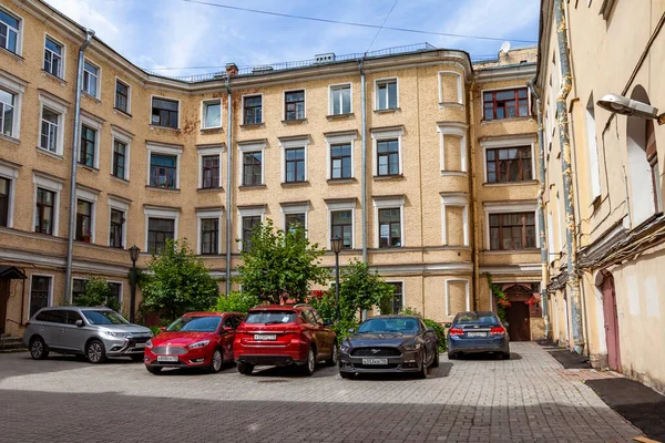 Petersburg Russia June 2020 Typical City Courtyard Historical Part City — Stock Photo, Image