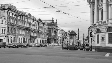Saint Petersburg, Rusya, 13 Haziran 2020. Nevsky, şehrin ana caddesidir. Mimari topluluk.. 