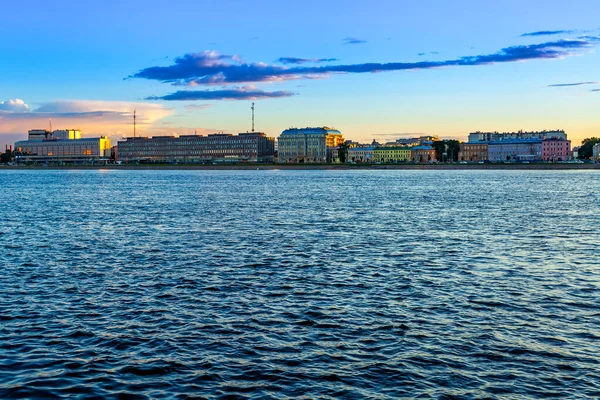 Saint Petersburg Rusya Haziran 2020 Beyaz Geceler Neva Nehri Nin — Stok fotoğraf